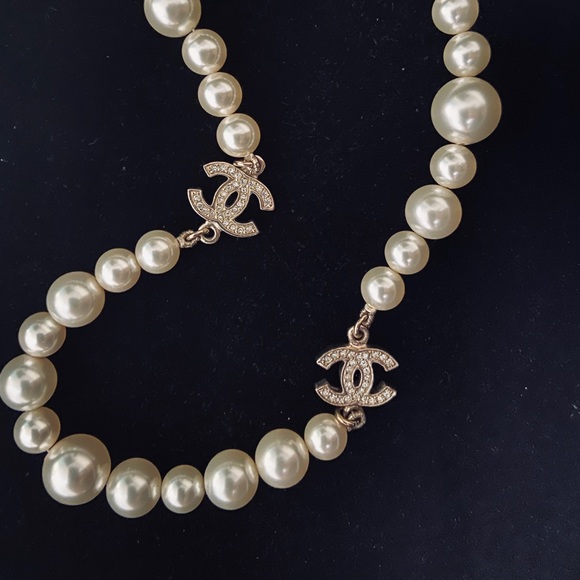 Chanel Pearl Choker Necklace Gold Cc 
